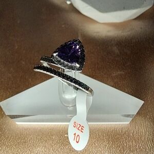 925 Sterling Silver Trillion Cut Amethyst Bypass Shank w/ Clear Accents